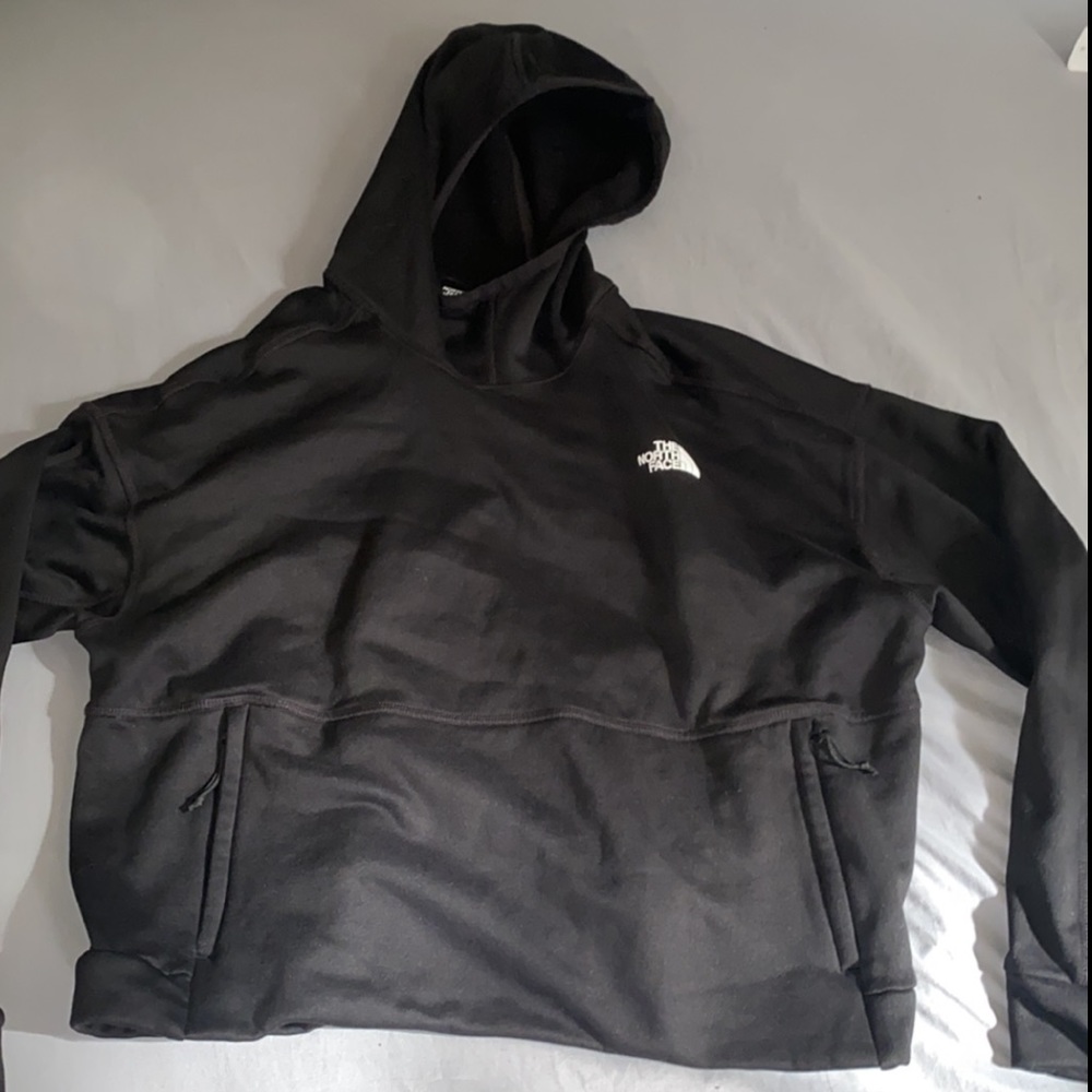 NorthFace Cropped Pullover